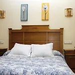 Rural Las Farolas Hotell 3*