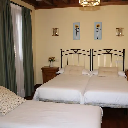 Hotel Rural Las Farolas 3*