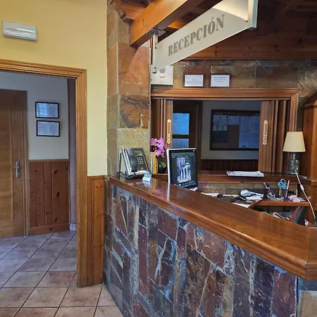 Rural Las Farolas Hotel